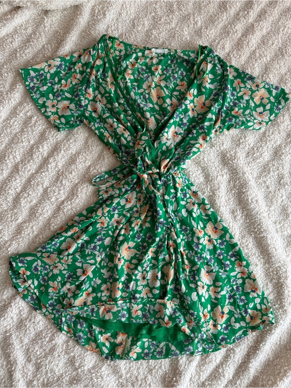 Sienna Sky Green Floral Tie-Waist Casual Dress